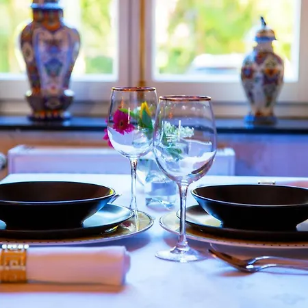 Chateau Morreau Couette-café *