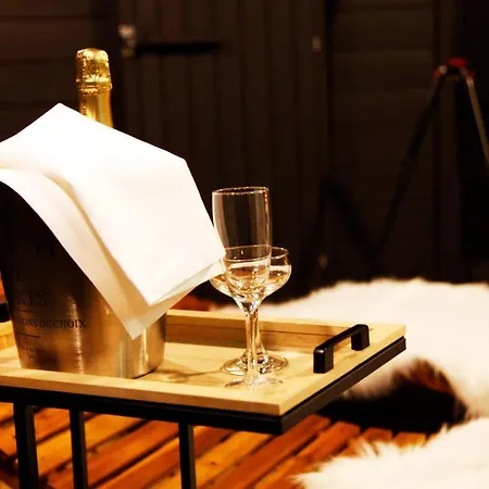 Couette-café Chateau Morreau *