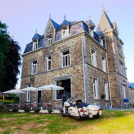 Chateau Morreau Bed & Breakfast