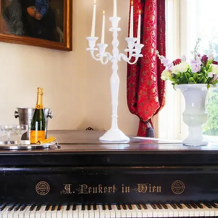 Bed & Breakfast Chateau Morreau Daverdisse